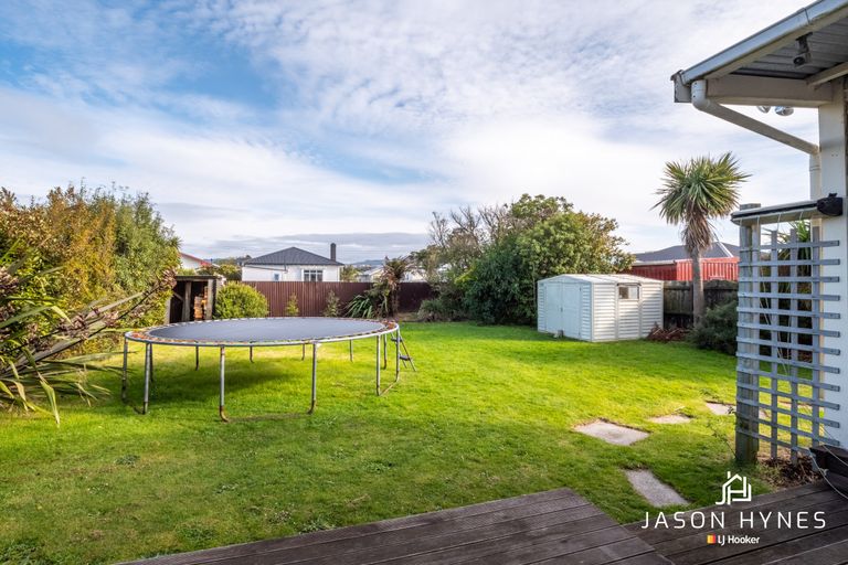 Photo of property in 20 Crest Street, Tainui, Dunedin, 9013