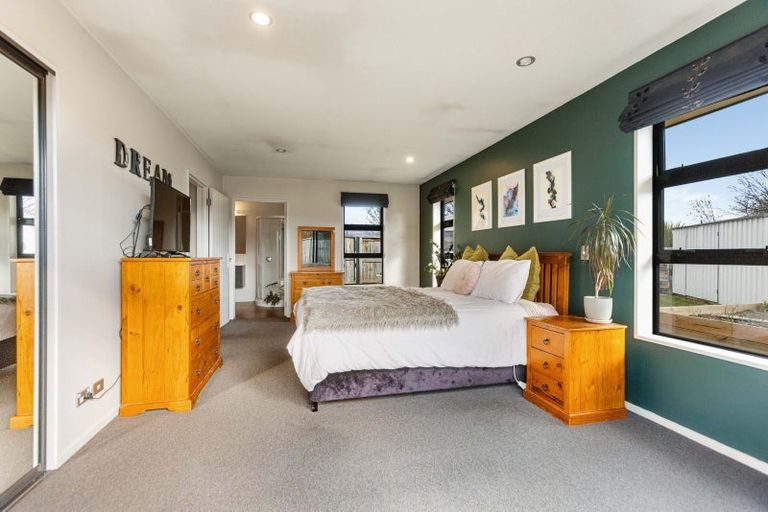 Photo of property in 44 Dale Street, Albert Town, Wanaka, 9305