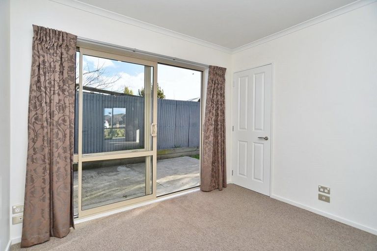 Photo of property in 3 Reeves Road, Rangiora, 7400