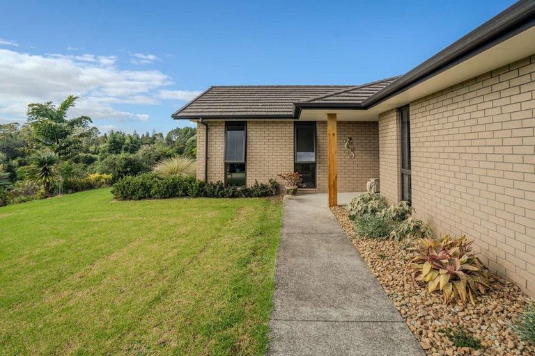 Photo of property in 6 Riverbank Drive, Kerikeri, 0230