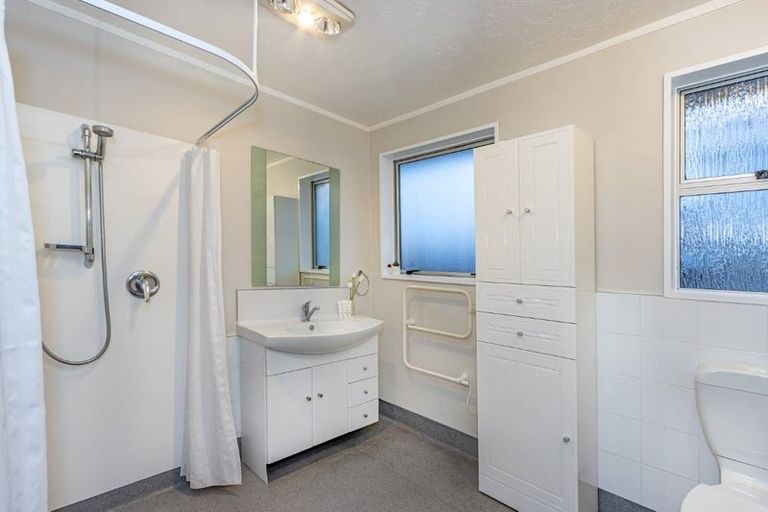 Photo of property in 22 Matlock Street, Woolston, Christchurch, 8062