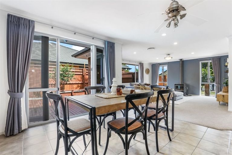 Photo of property in 3 Milbrook Place, Chartwell, Hamilton, 3210