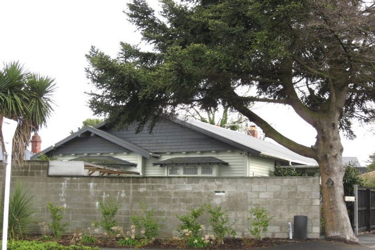 Photo of property in 2/173a Saint Albans Street, St Albans, Christchurch, 8014