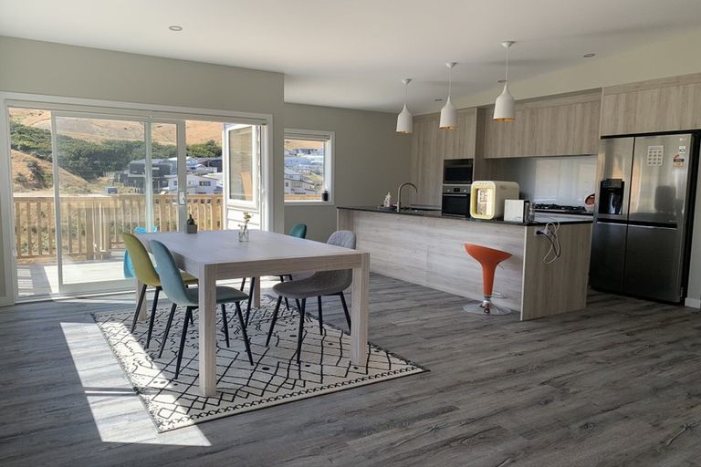 Photo of property in 60 Melksham Drive, Churton Park, Wellington, 6037