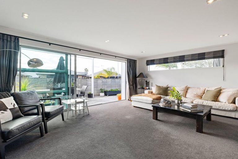 Photo of property in 4 The Palms, Rototuna, Hamilton, 3210