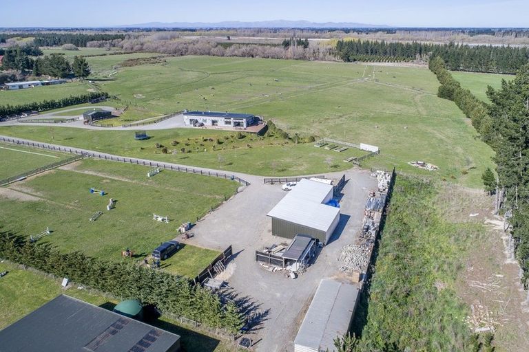 Photo of property in 51 Swamp Road, Loburn, Rangiora, 7472