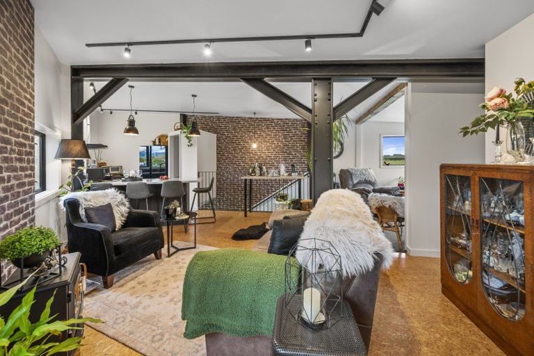 Photo of property in 101 Moteo Pa Road, Puketapu, Napier, 4183