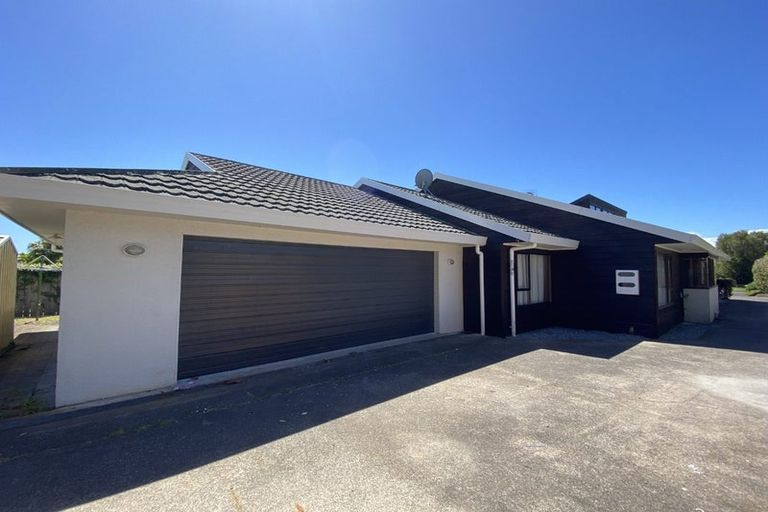 Photo of property in 6 Septimus Place, Henderson, Auckland, 0612