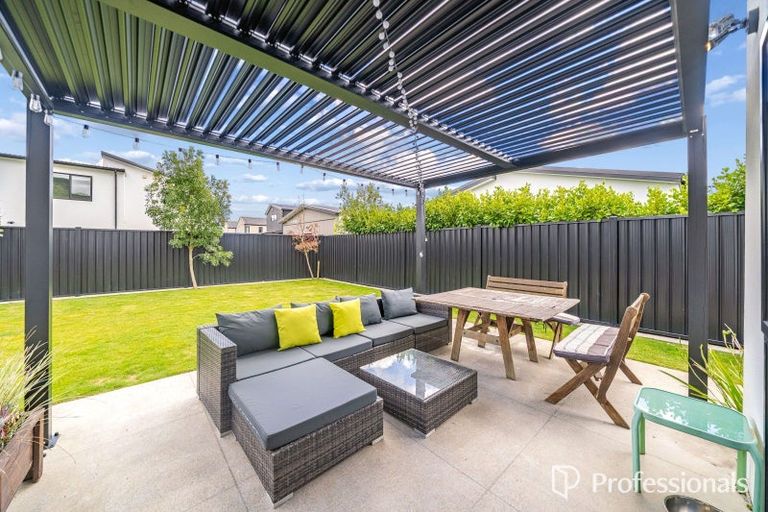 Photo of property in 4 Aston Crescent, Wallaceville, Upper Hutt, 5018