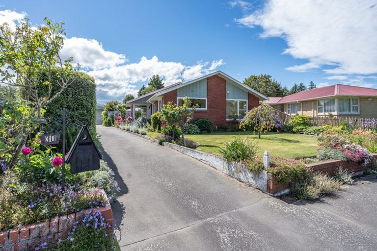 Photo of property in 30 Cullahill Street, Harewood, Christchurch, 8051