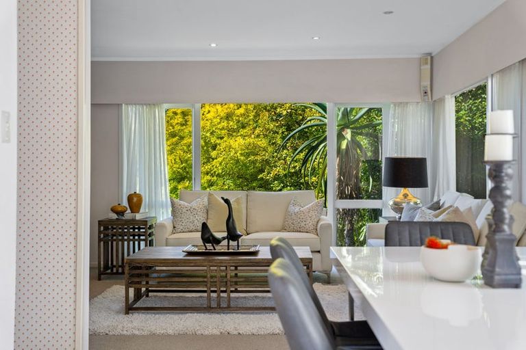 Photo of property in 70 Mountbatten Avenue, Hillcrest, Auckland, 0627