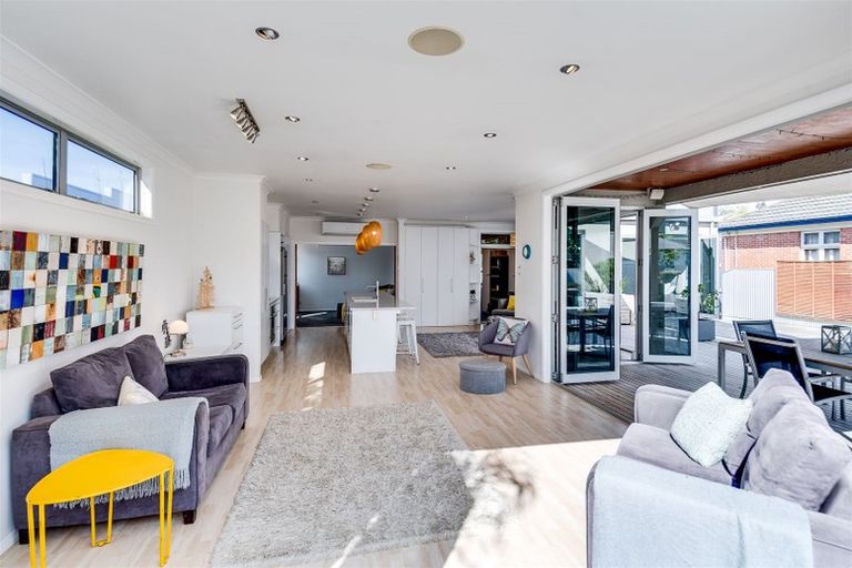 Photo of property in 43 Sanders Avenue, Marewa, Napier, 4110