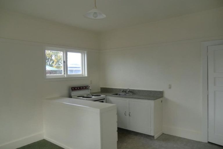 Photo of property in 10 Brynley Street, Hornby, Christchurch, 8042