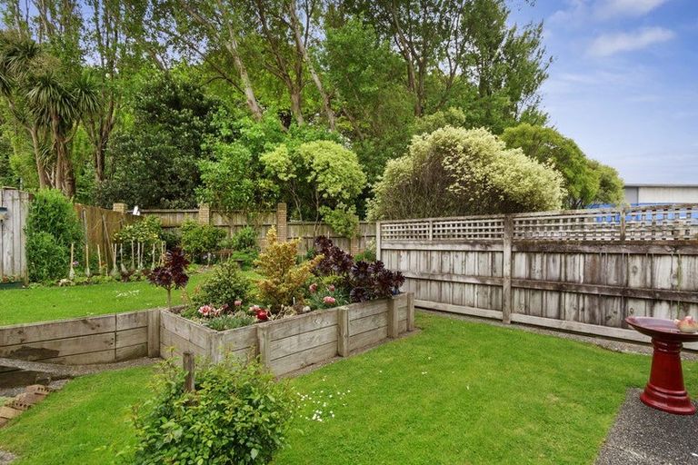 Photo of property in Redwood Village, 67/42 Main Road, Tawa, Wellington, 5028