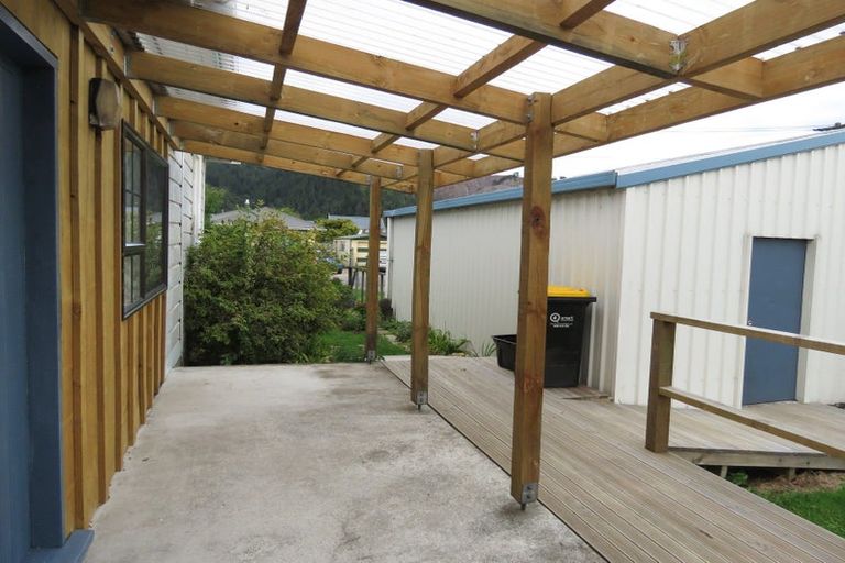 Photo of property in 8 Ranft Street, Reefton, 7830