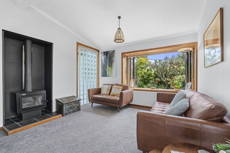 Photo of property in 3h Wallace Place, Westown, New Plymouth, 4310
