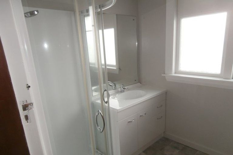 Photo of property in 2 Highgate Avenue, Merivale, Christchurch, 8014