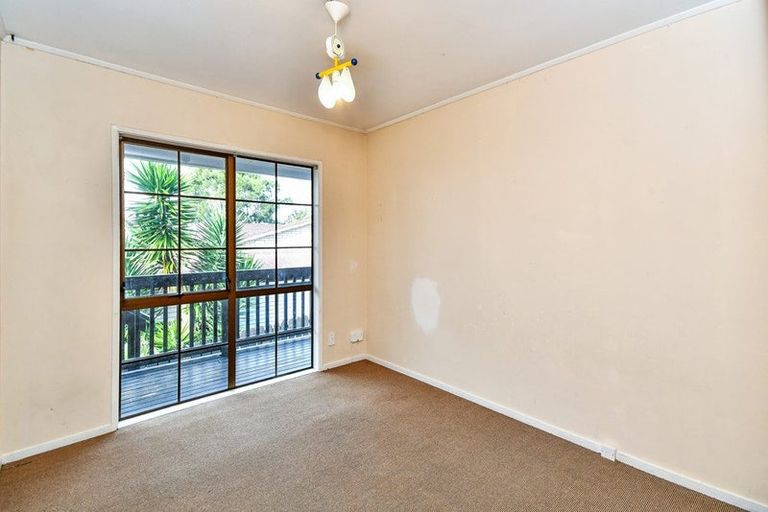 Photo of property in 34 Mcquarrie Avenue, Wattle Downs, Auckland, 2103