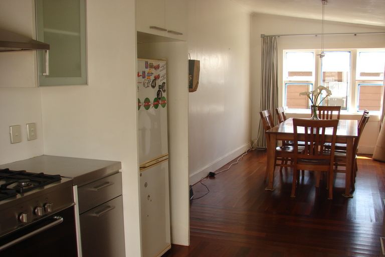 Photo of property in 87 Don Buck Road, Massey, Auckland, 0614