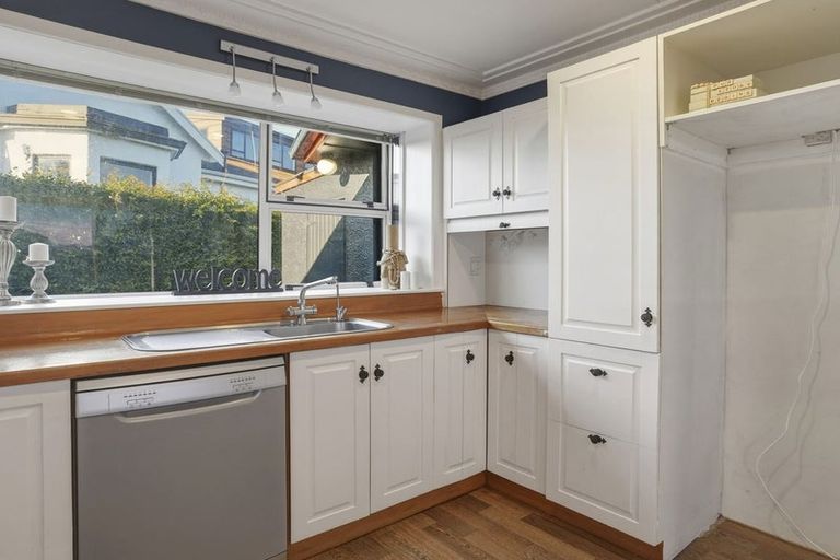 Photo of property in 31 Johnson Street, Milton, 9220