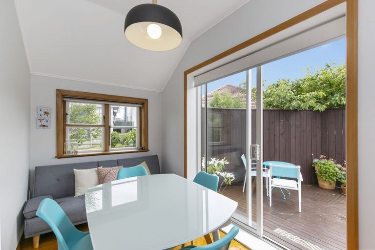 Photo of property in 21 Hindmarsh Street, Johnsonville, Wellington, 6037