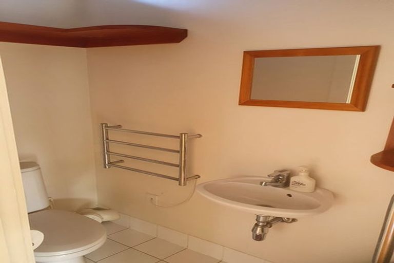Photo of property in 10 Duders Avenue, Devonport, Auckland, 0624