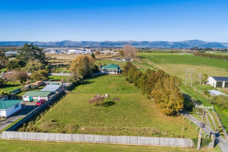 Photo of property in 2114 State Highway 56, Longburn, Palmerston North, 4477