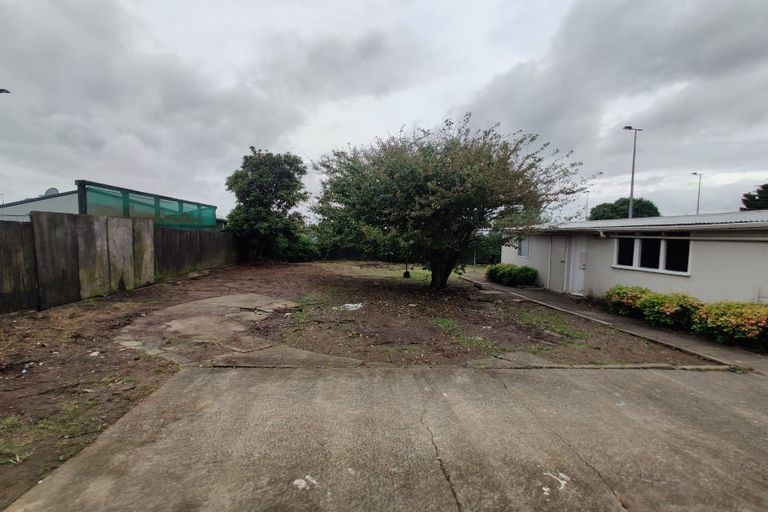 Photo of property in 92 Friedlanders Road, Manurewa, Auckland, 2102