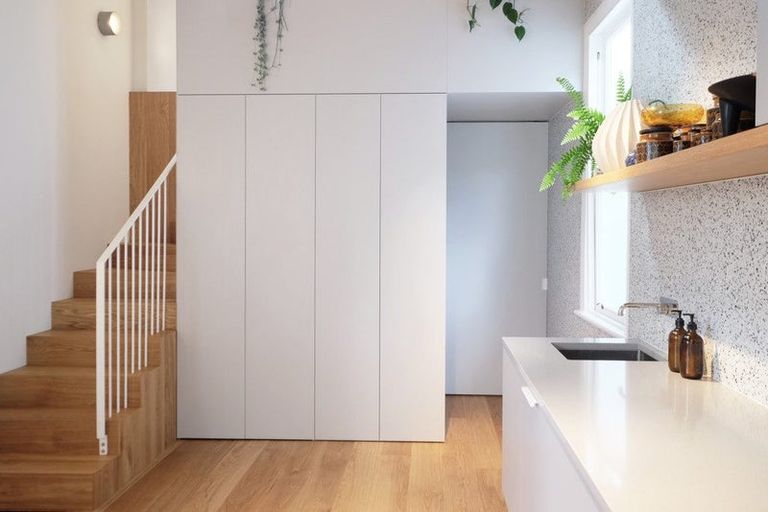 Photo of property in 10 Carrington Street, Mount Cook, Wellington, 6021