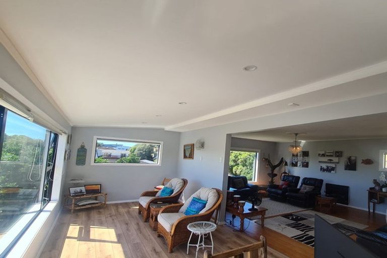 Photo of property in 56 Manly Street, Paraparaumu Beach, Paraparaumu, 5032
