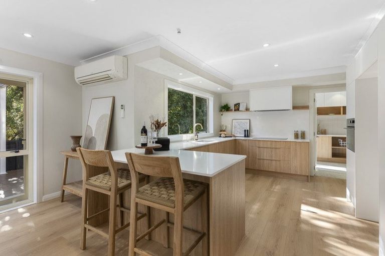 Photo of property in 46a Selwyn Road, Cockle Bay, Auckland, 2014