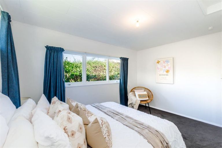 Photo of property in 72a Seaview Road, Paraparaumu Beach, Paraparaumu, 5032