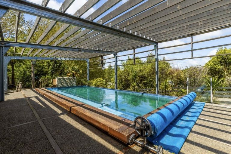 Photo of property in 671 No 3 Line, Okoia, Whanganui, 4582