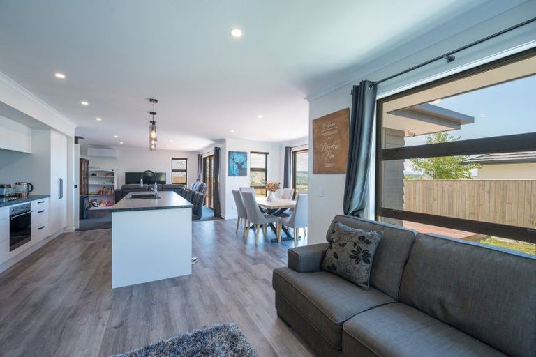 Photo of property in 30 Katania Heights, Brightwater, 7022
