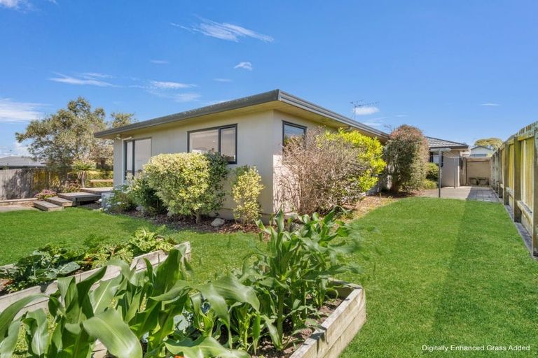 Photo of property in 75 Parnell Heights, Kelvin Grove, Palmerston North, 4414