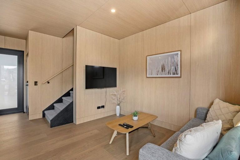 Photo of property in 12 Shearers Drive, Frankton, Queenstown, 9300