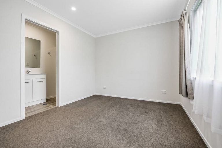 Photo of property in 17u1 Walter Street, Fairfield, Hamilton, 3214