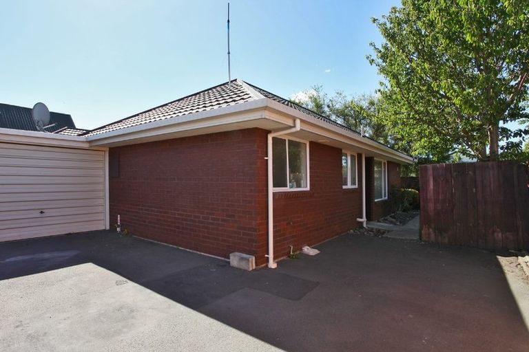 Photo of property in 3/38 Maxwell Street, Riccarton, Christchurch, 8041