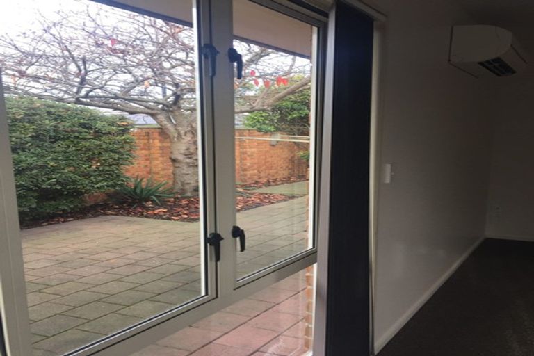 Photo of property in 89 Grafton Street, Waltham, Christchurch, 8011