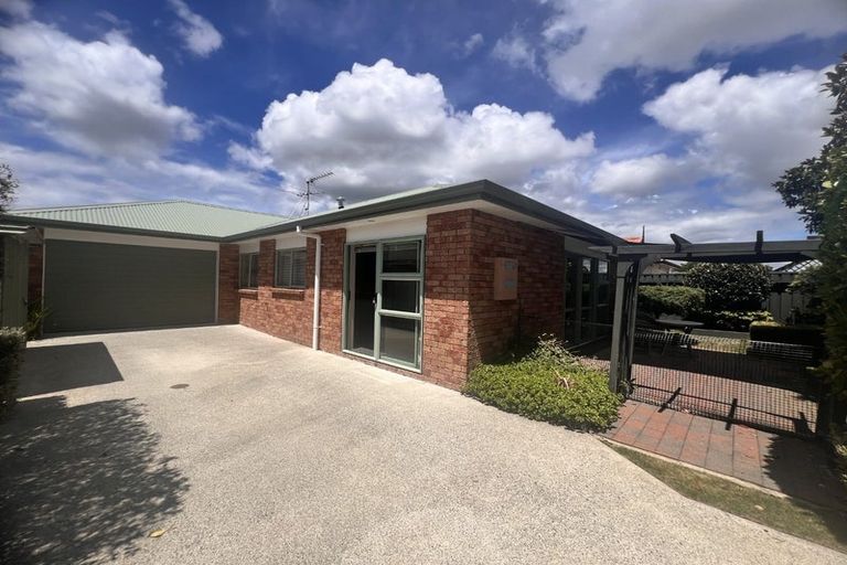Photo of property in 10a Paterson Avenue, Pukekohe, 2120