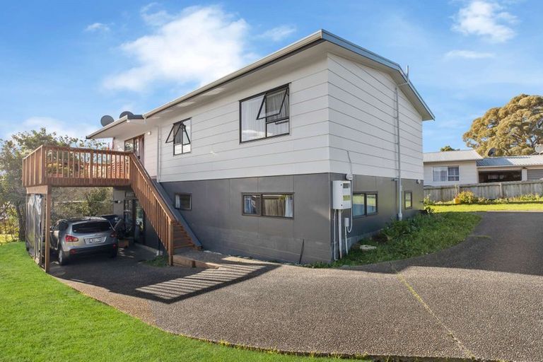 Photo of property in 51 Hindmarsh Street, Henderson, Auckland, 0612