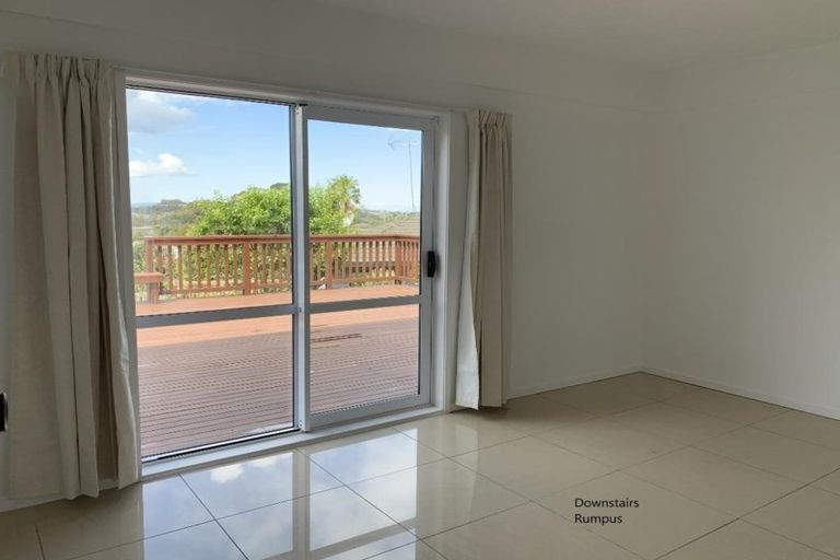 Photo of property in 5 Panorama Court, Red Beach, 0932