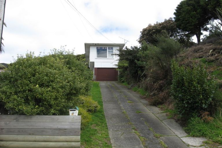 Photo of property in 45 Karaka Street, Wainuiomata, Lower Hutt, 5014