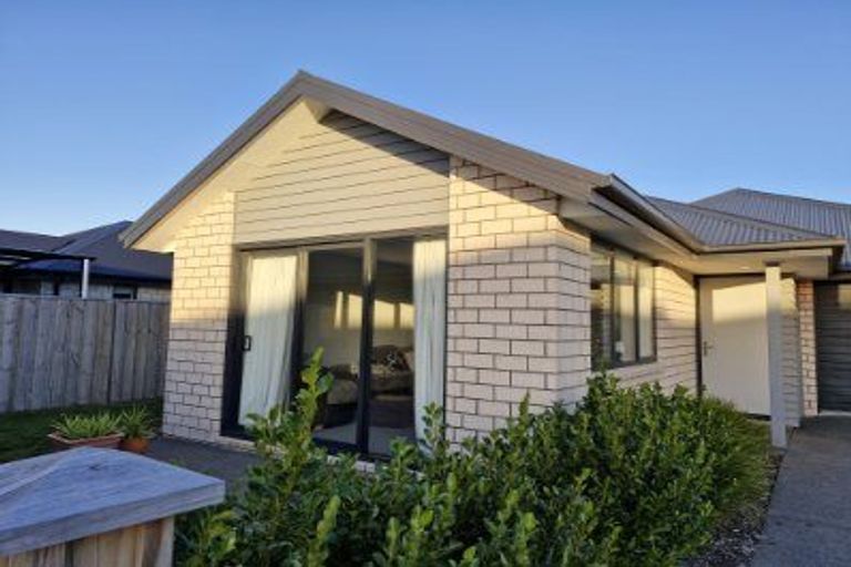 Photo of property in 35 Gossett Lane, Pegasus, 7612