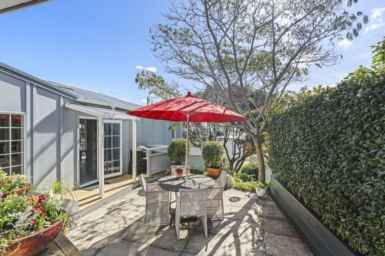 Photo of property in 32a Bayly Road, Moturoa, New Plymouth, 4310