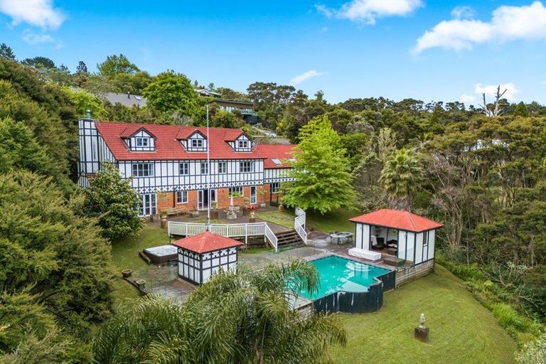 Photo of property in 233 Paremoremo Road, Lucas Heights, Auckland, 0632