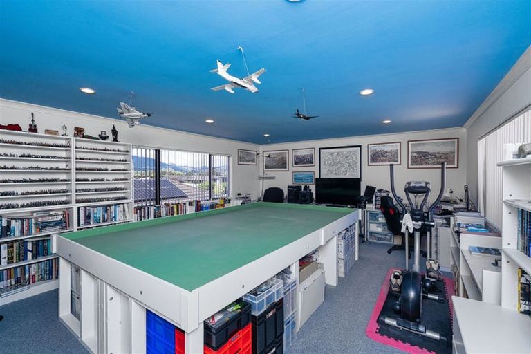 Photo of property in 177 Mazengarb Road, Paraparaumu, 5032