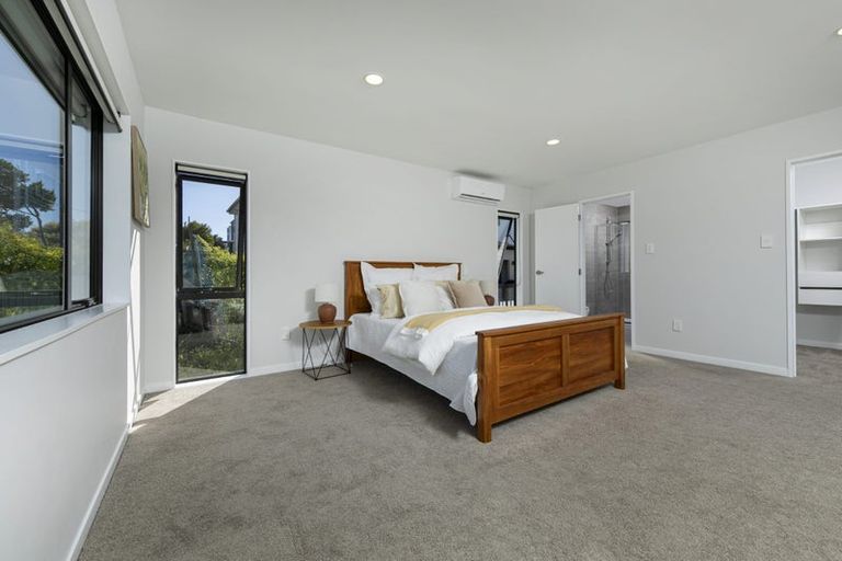 Photo of property in 8c Albany Highway, Greenhithe, Auckland, 0632