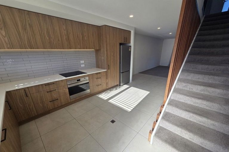 Photo of property in 3/9 Edgeware Road, St Albans, Christchurch, 8014