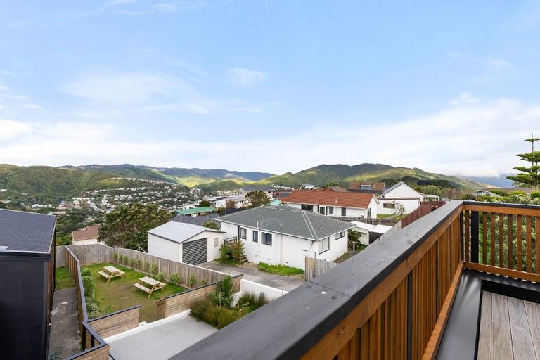 Photo of property in 3 Stockden Place, Karori, Wellington, 6012